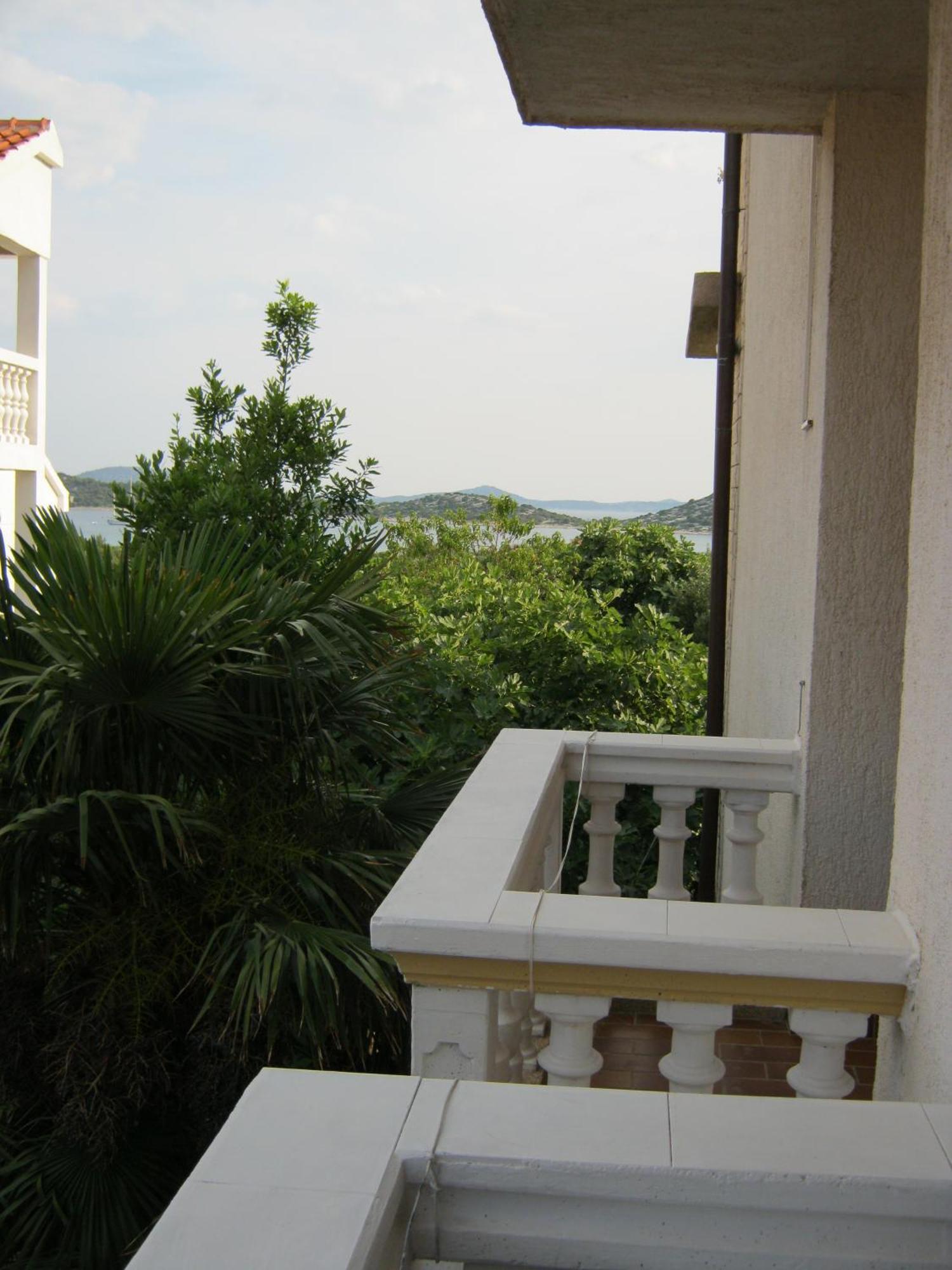 Apartments Nestor Tribunj  Bilik gambar